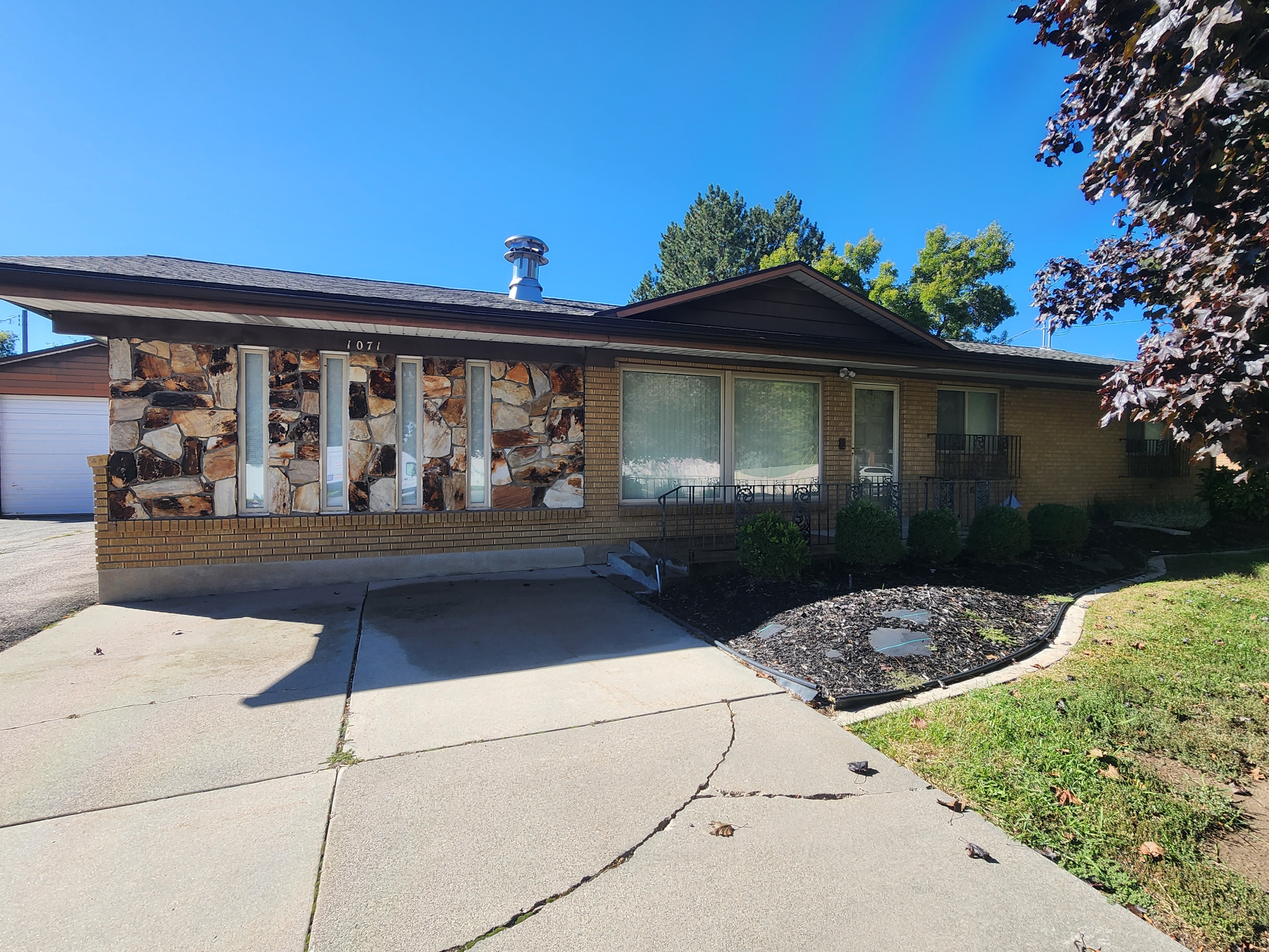 1071 W. 10550 S. Lower Unit