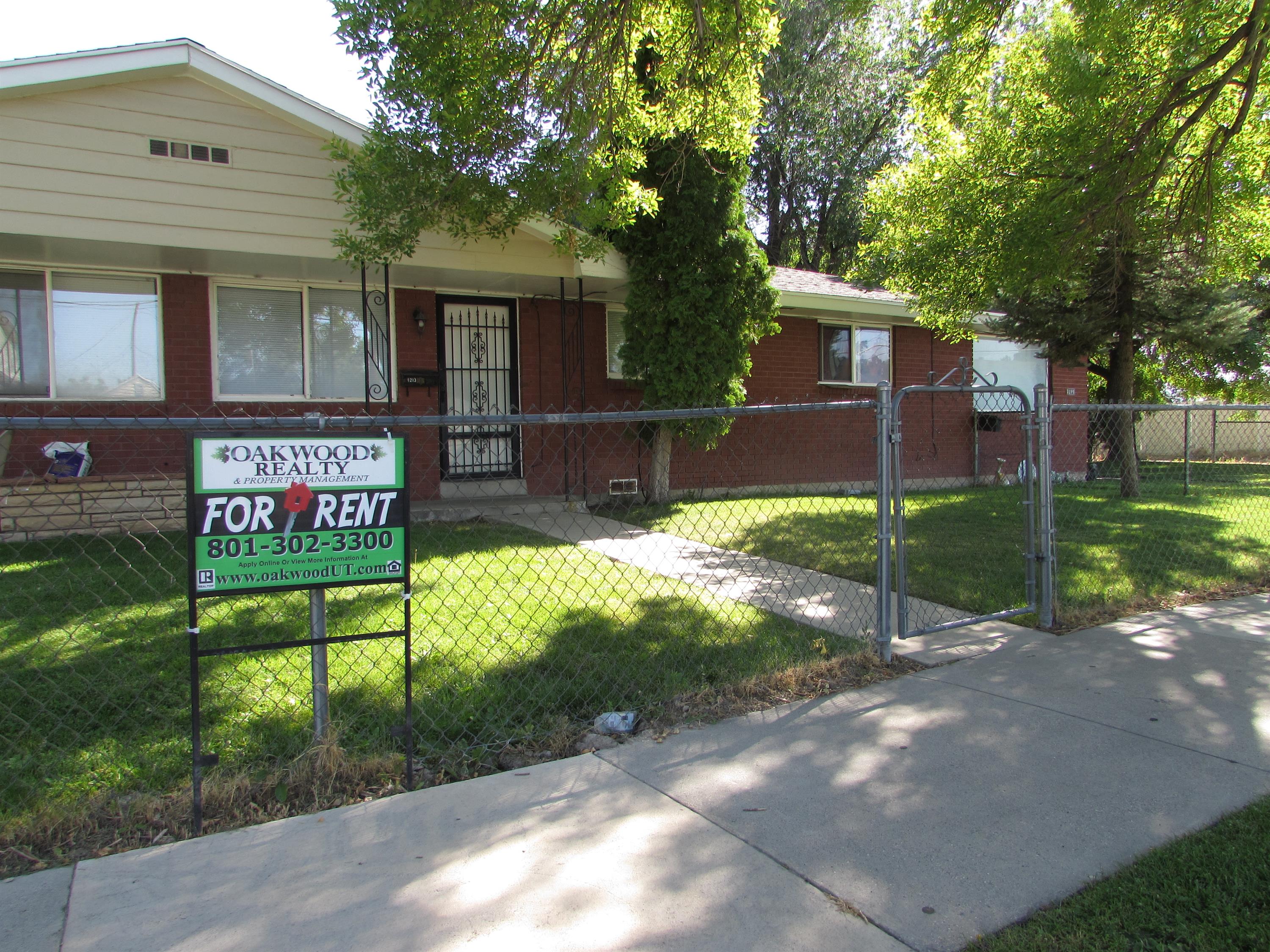 1213 W. 400 N.